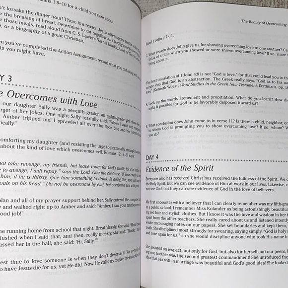 A Woman of Beauty book by Dee Bresten Series - Picture 7 of 12